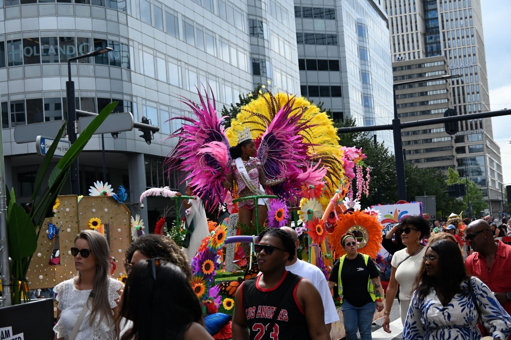 ../Images/Zomercarnaval 2024 593.jpg